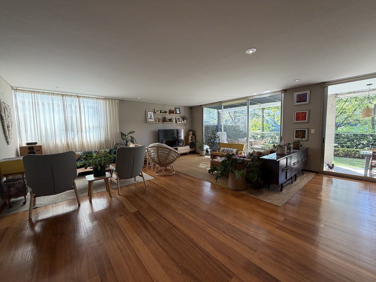 3 de 35: Sala y comedor