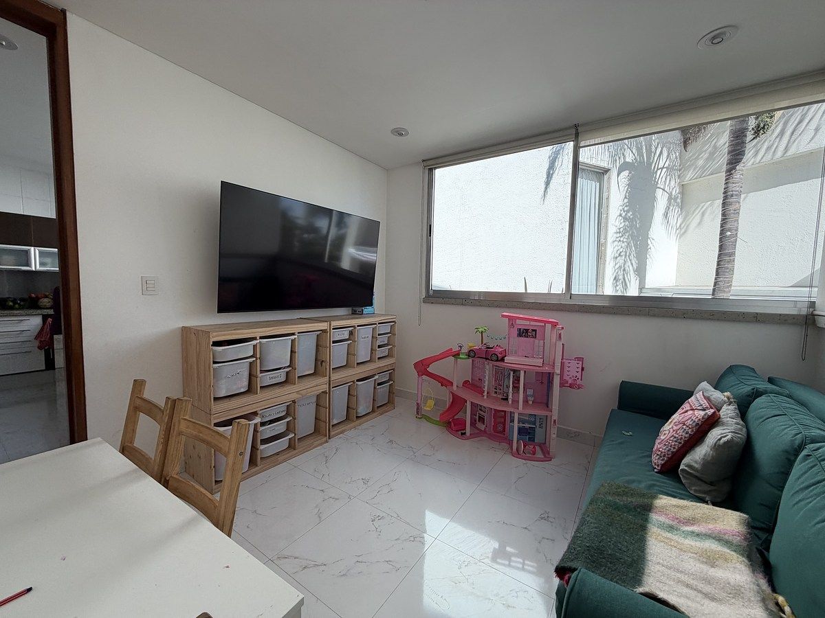 26 de 35: Antecomedor