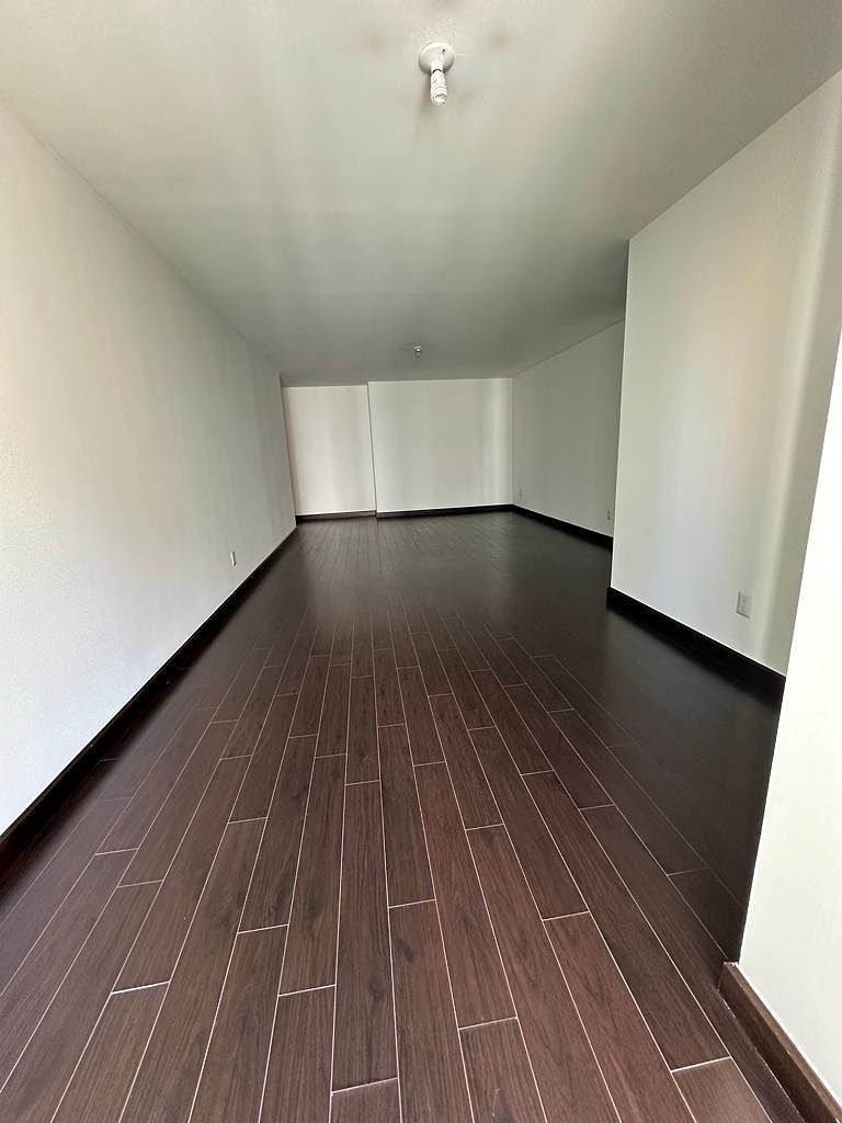 8 de 17: Cuarto Principal