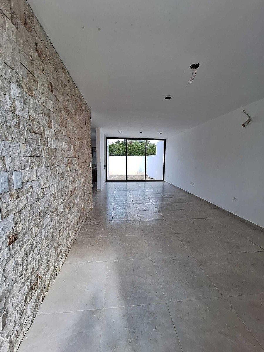 3 de 13: Sala y Comedor