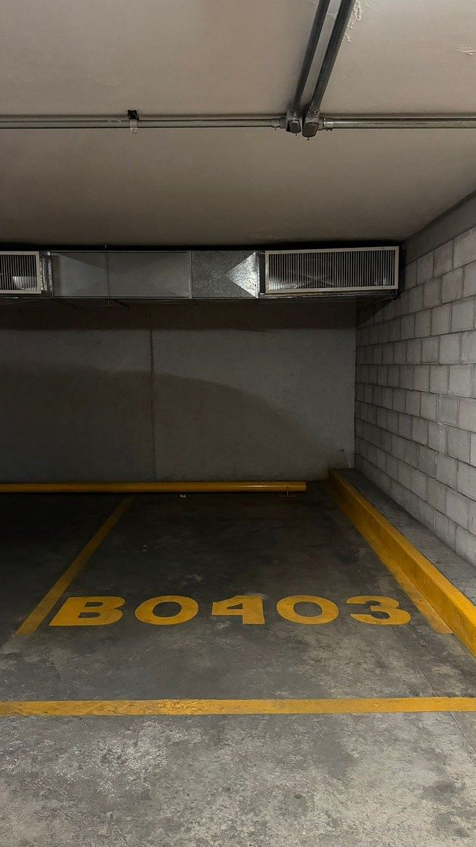 17 de 31: ESTACIONAMIENTO S1