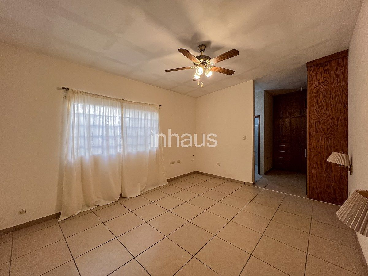 11 de 29: HABITACION 1