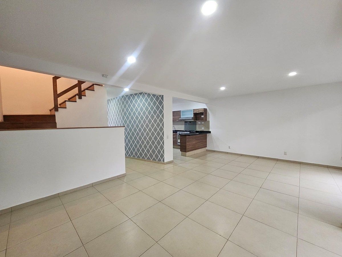 11 de 44: Sala - comedor