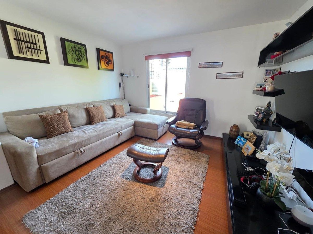 11 de 35: Cuarto de TV