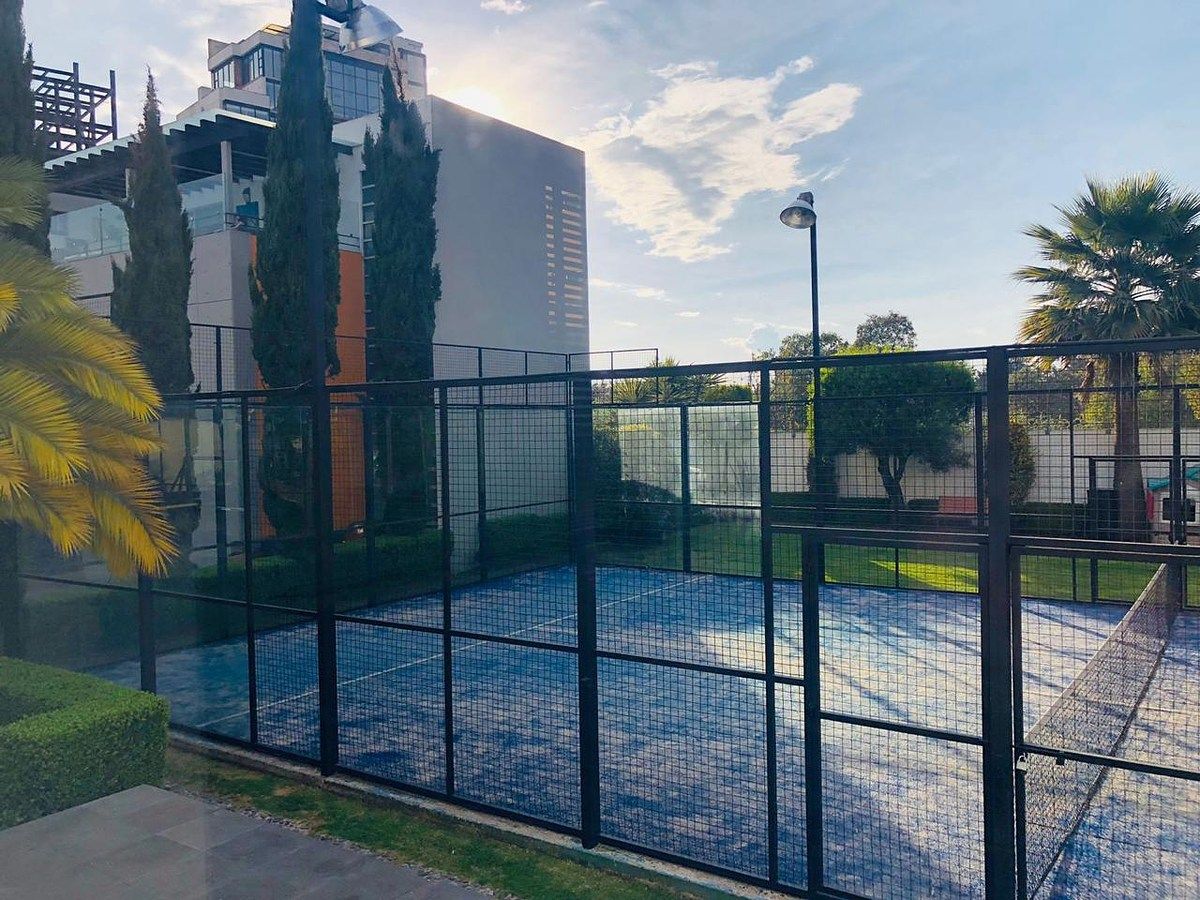 29 de 35: Cancha de pádel