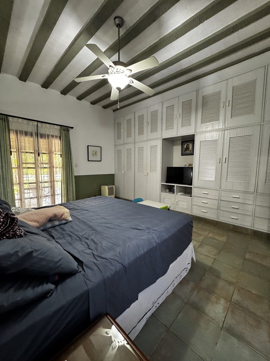 22 de 25: closet principal