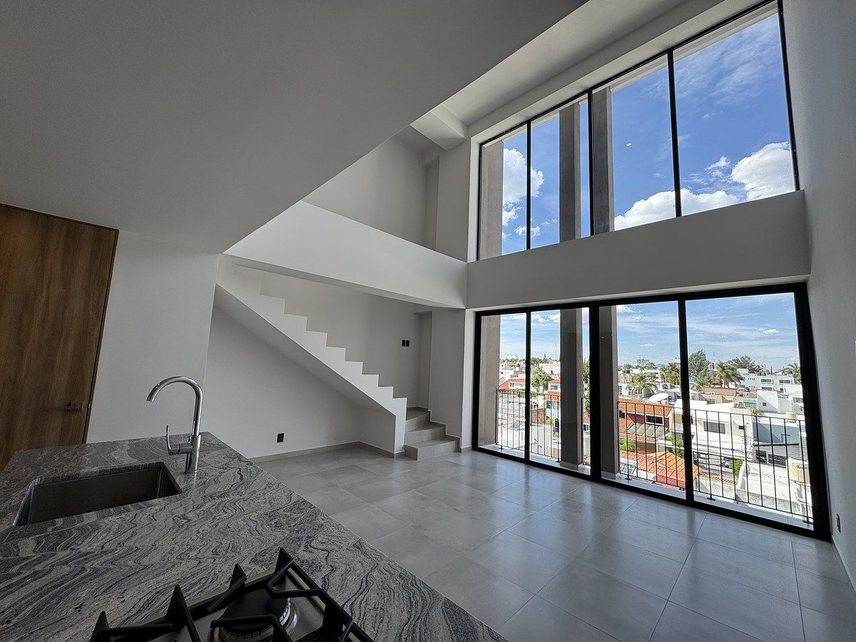 3 de 15: Sala-comedor