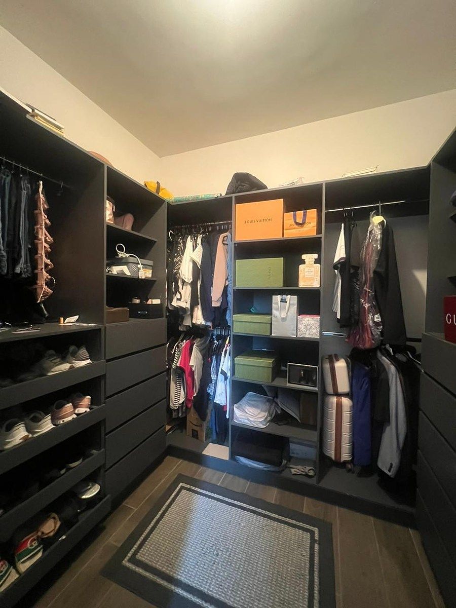 11 de 20: Closet recamara principal