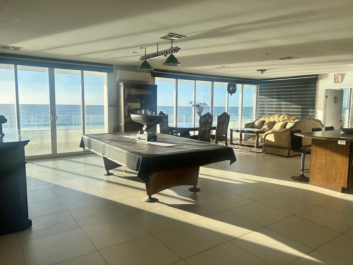 5 de 14: Área social