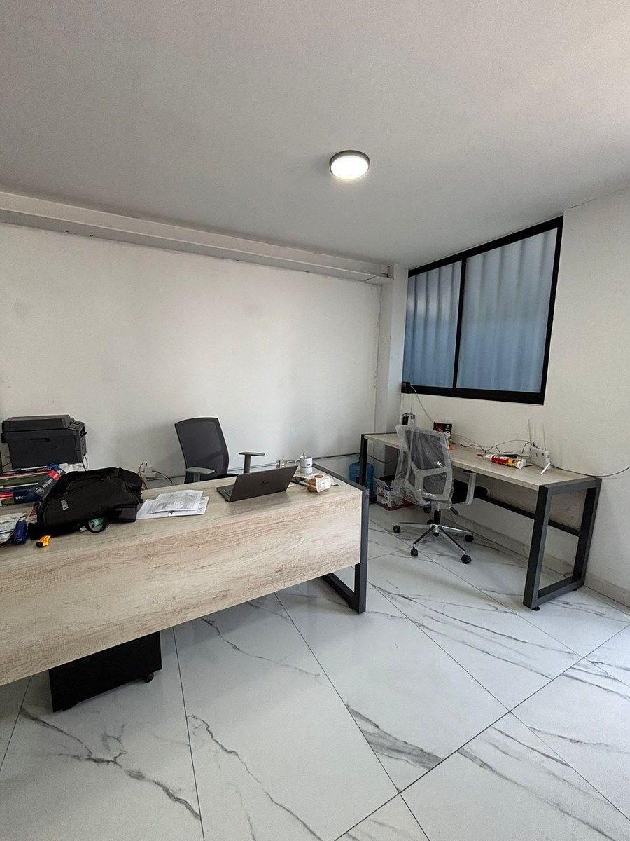 15 de 30: Sala de videoconferencias