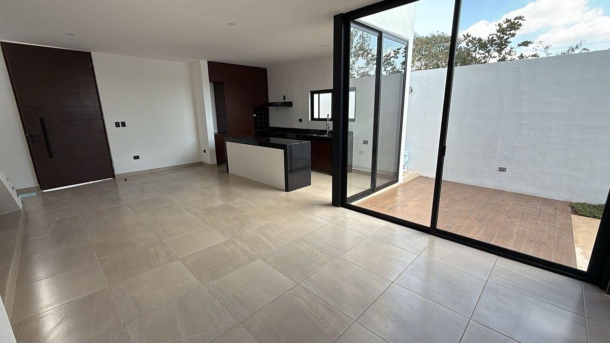 3 of 10: Sala, Comedor y Cocina