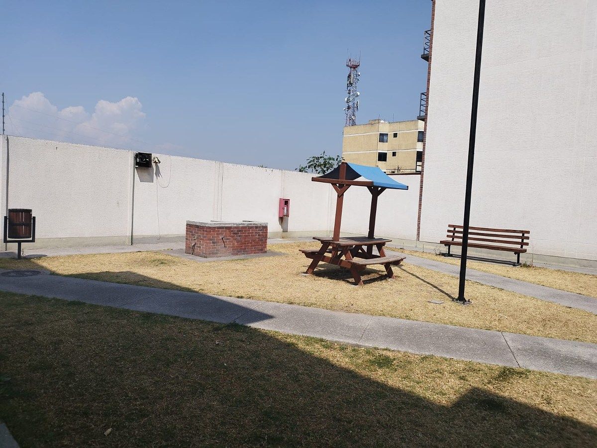 31 de 36: ZONA DE ASADOR