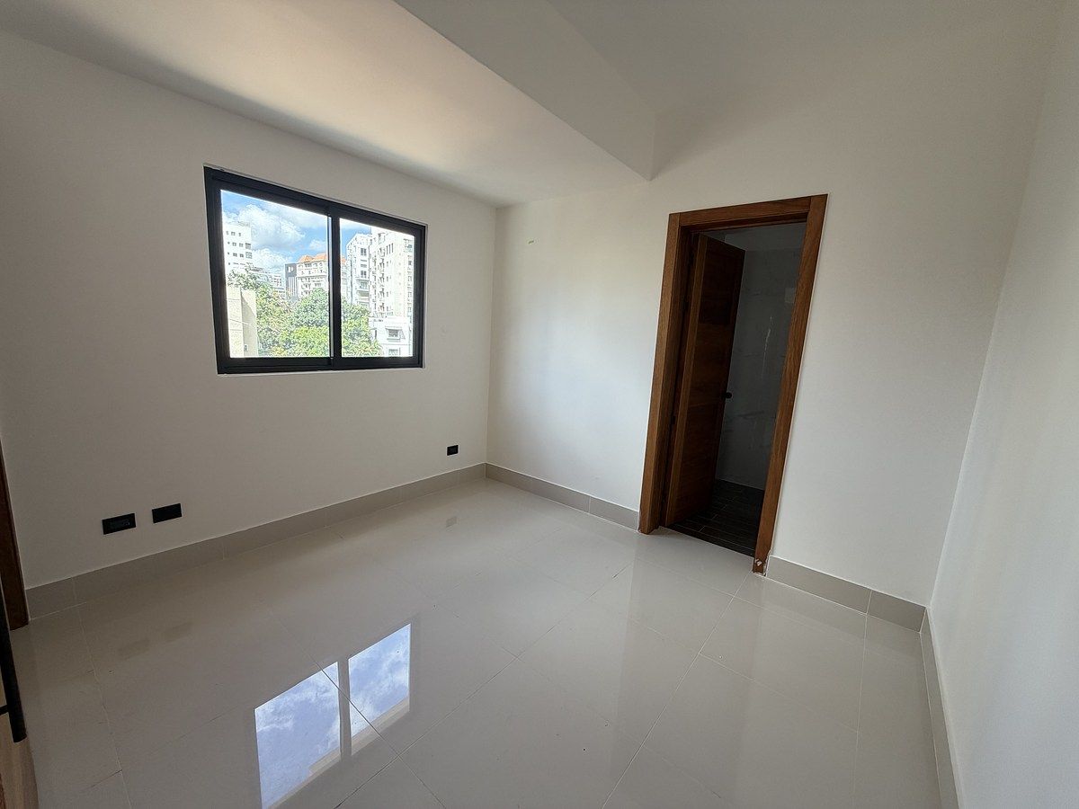 Apartamento en Ensanche Serrallés, Santo Domingo Centro (Distrito Nacional), foto 3 de 8