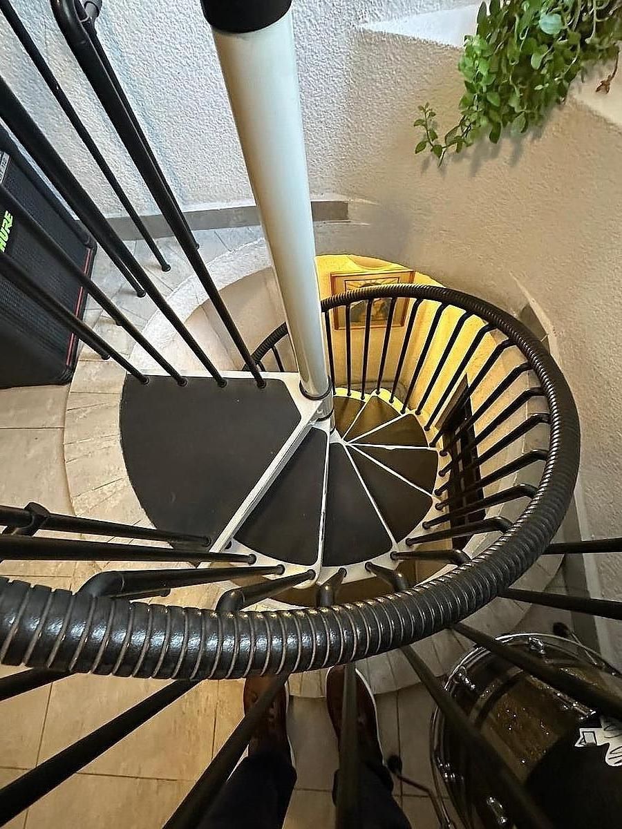 17 de 28: Escalera al Roof Garden