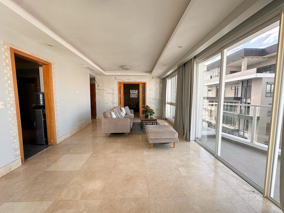 4 de 23: Sala - Comedor