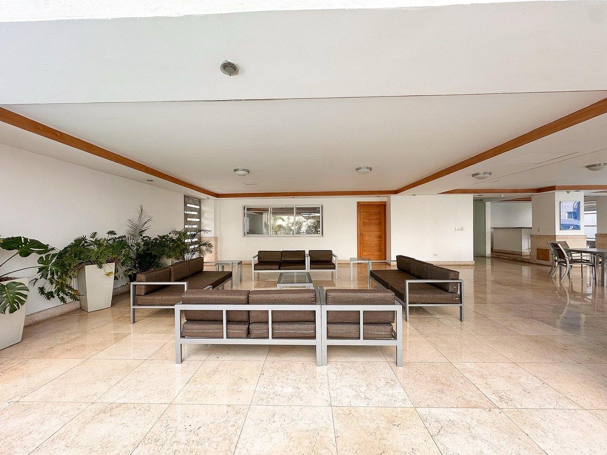 20 de 23: Área Social