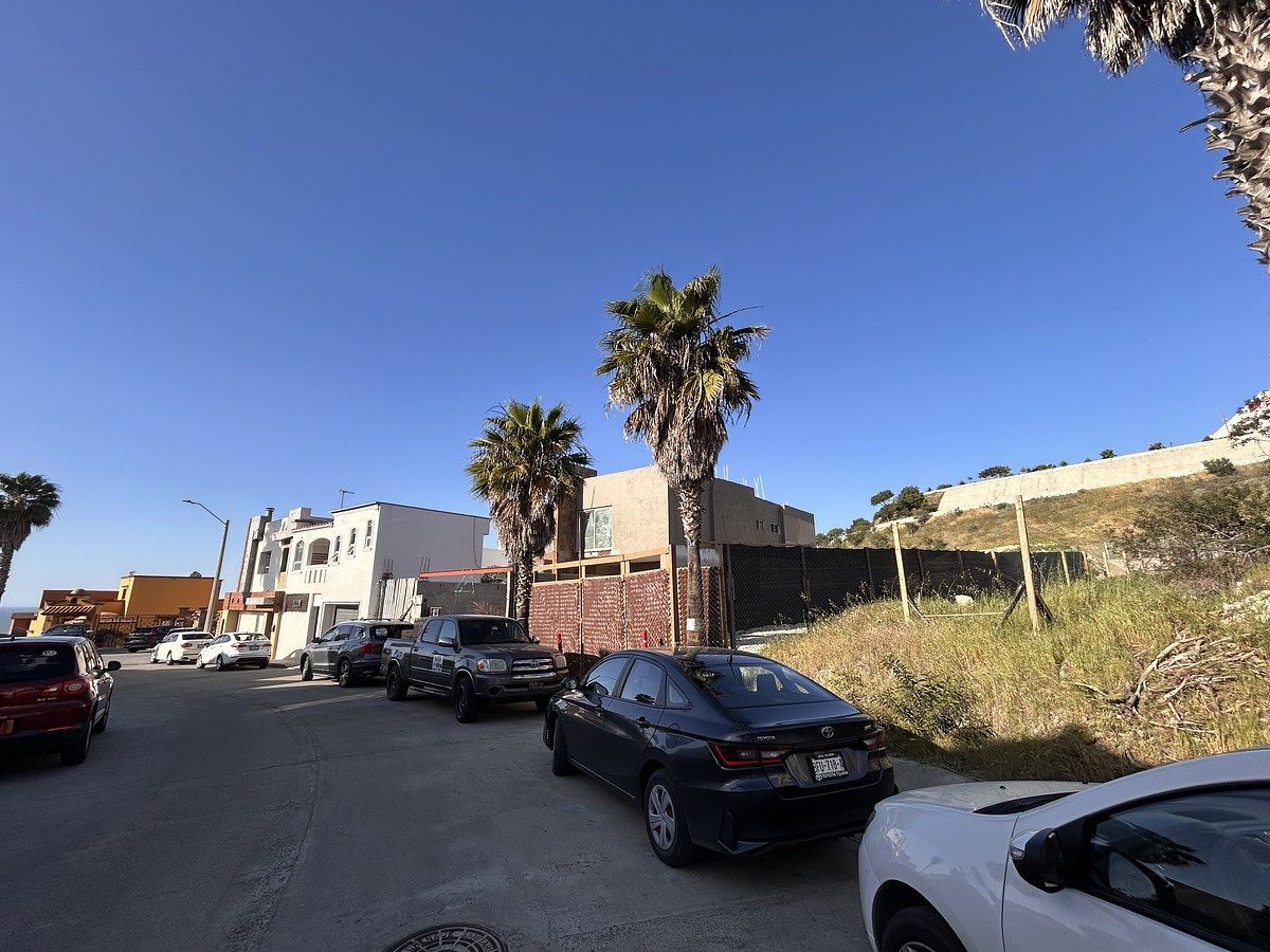 7 de 11: Cerrada exclusiva de pocas viviendas