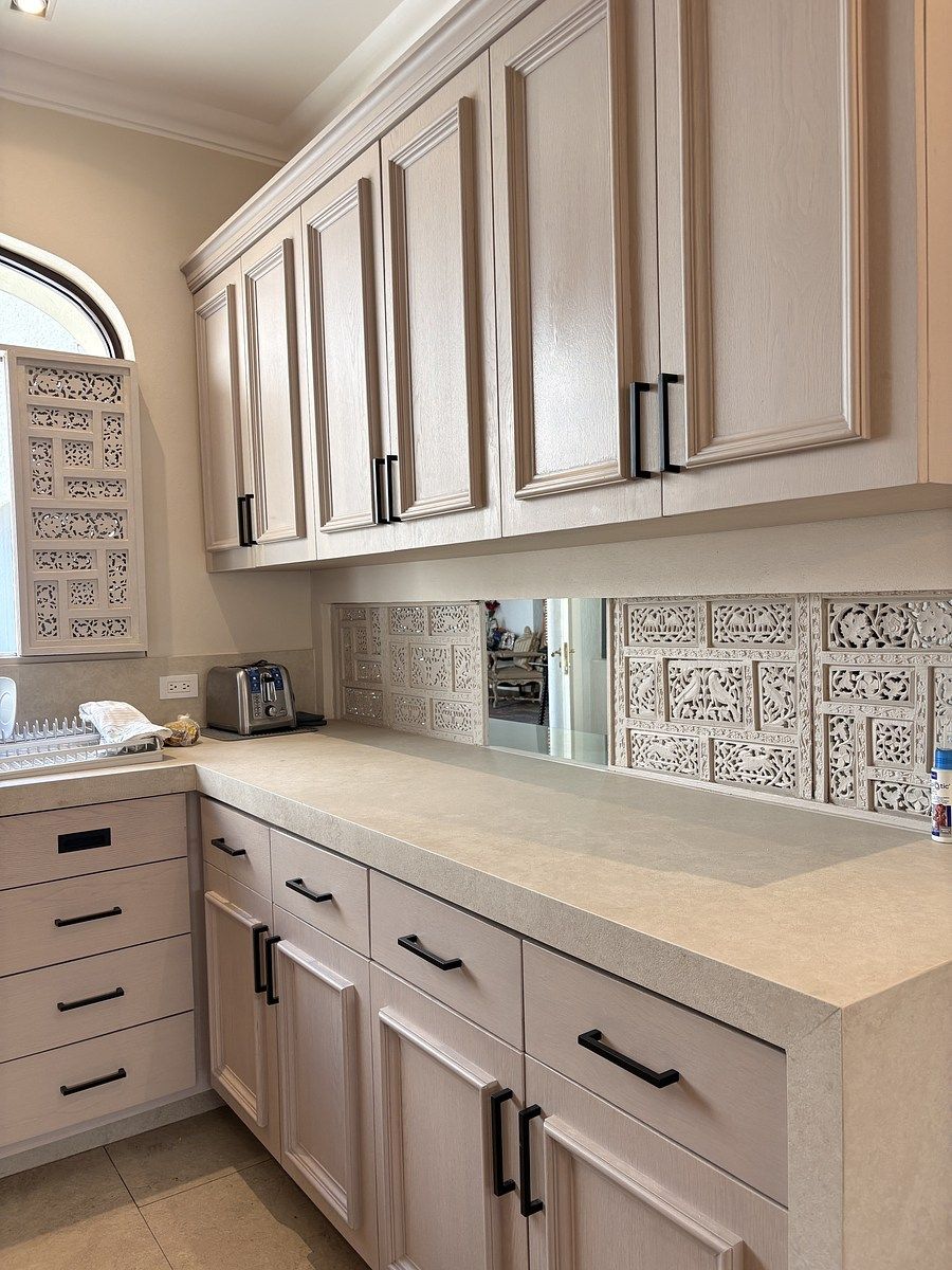 13 of 28: Cocina principal