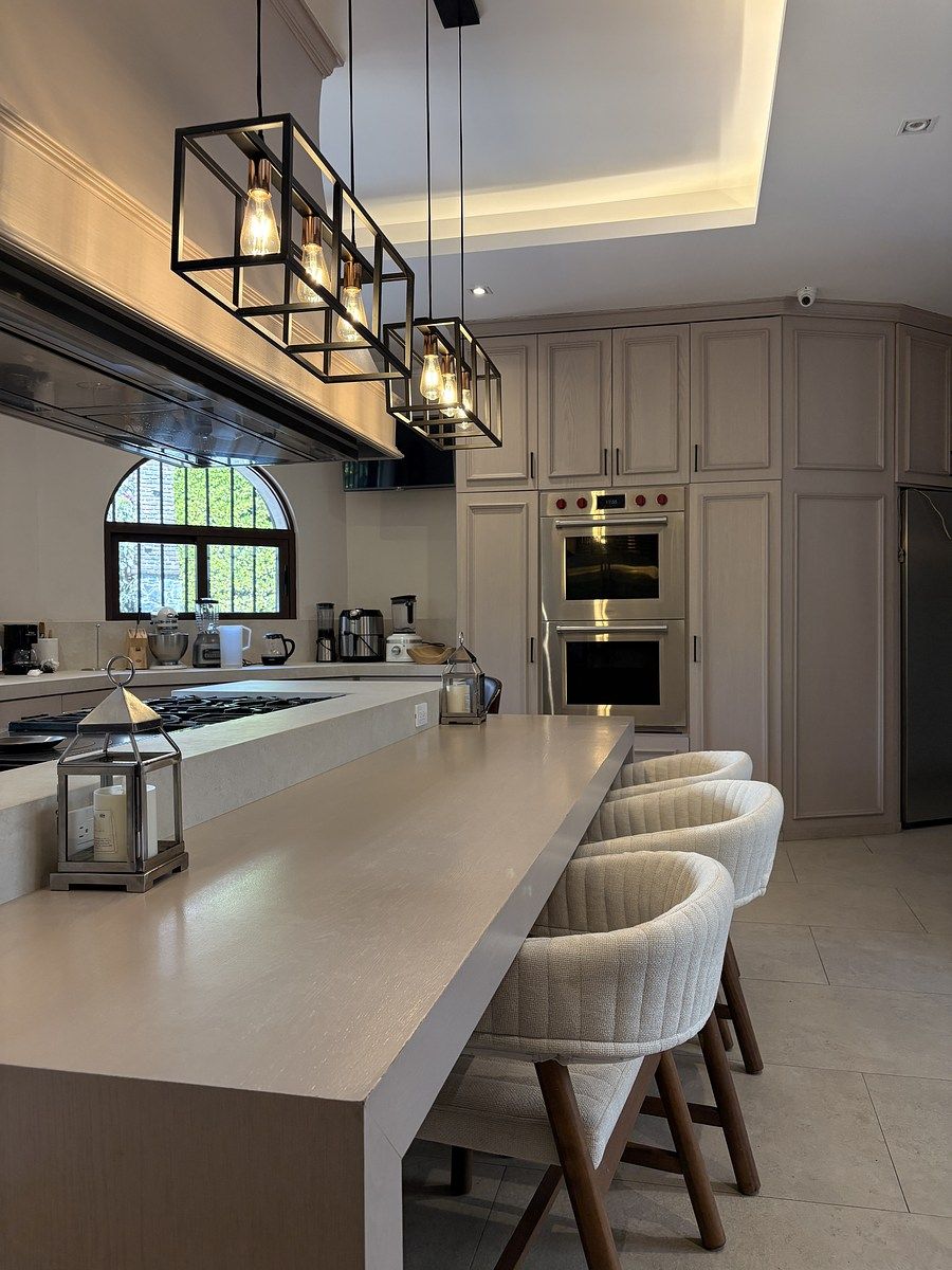 11 of 28: Cocina principal