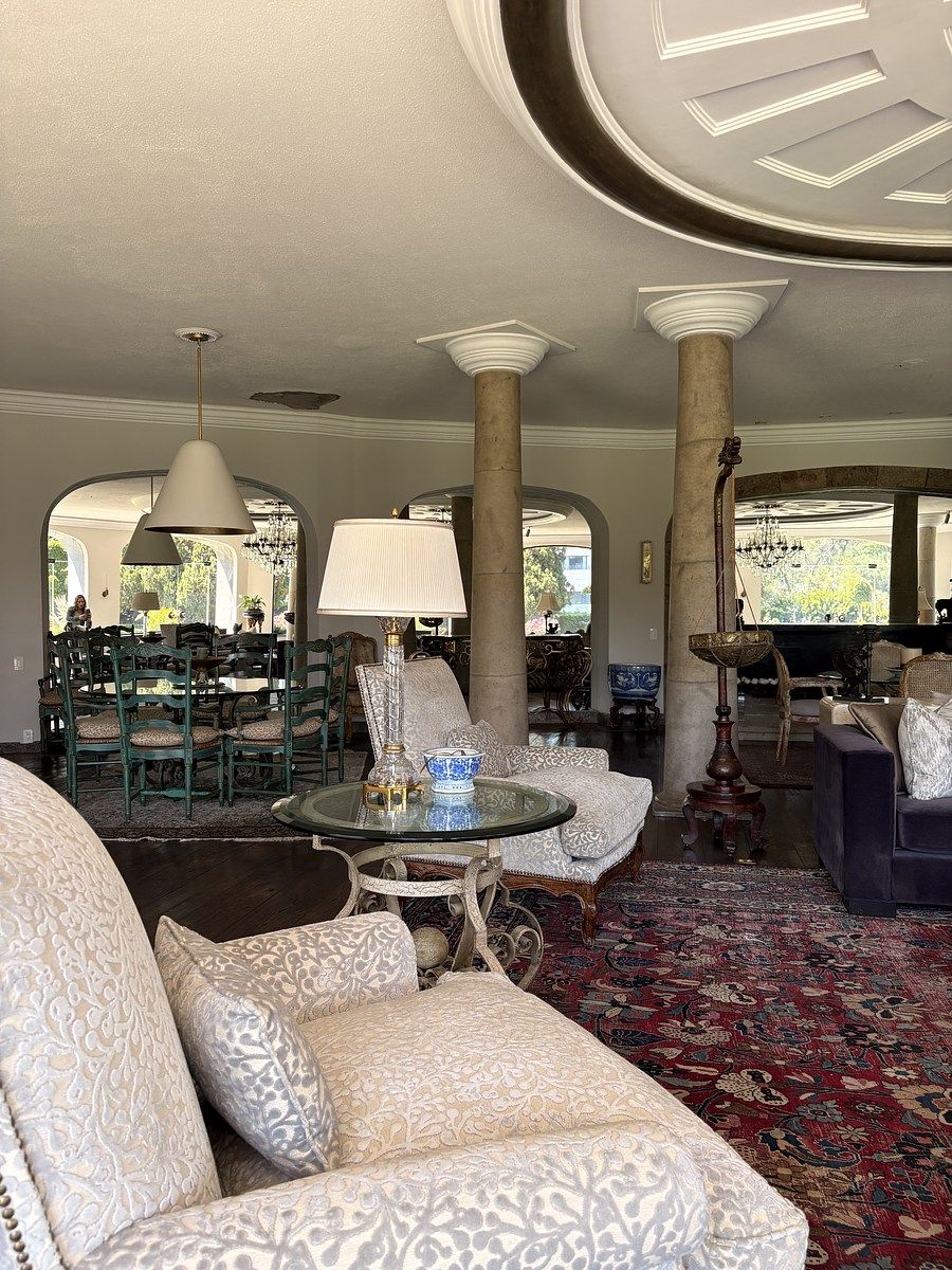 22 of 28: Salón de eventos