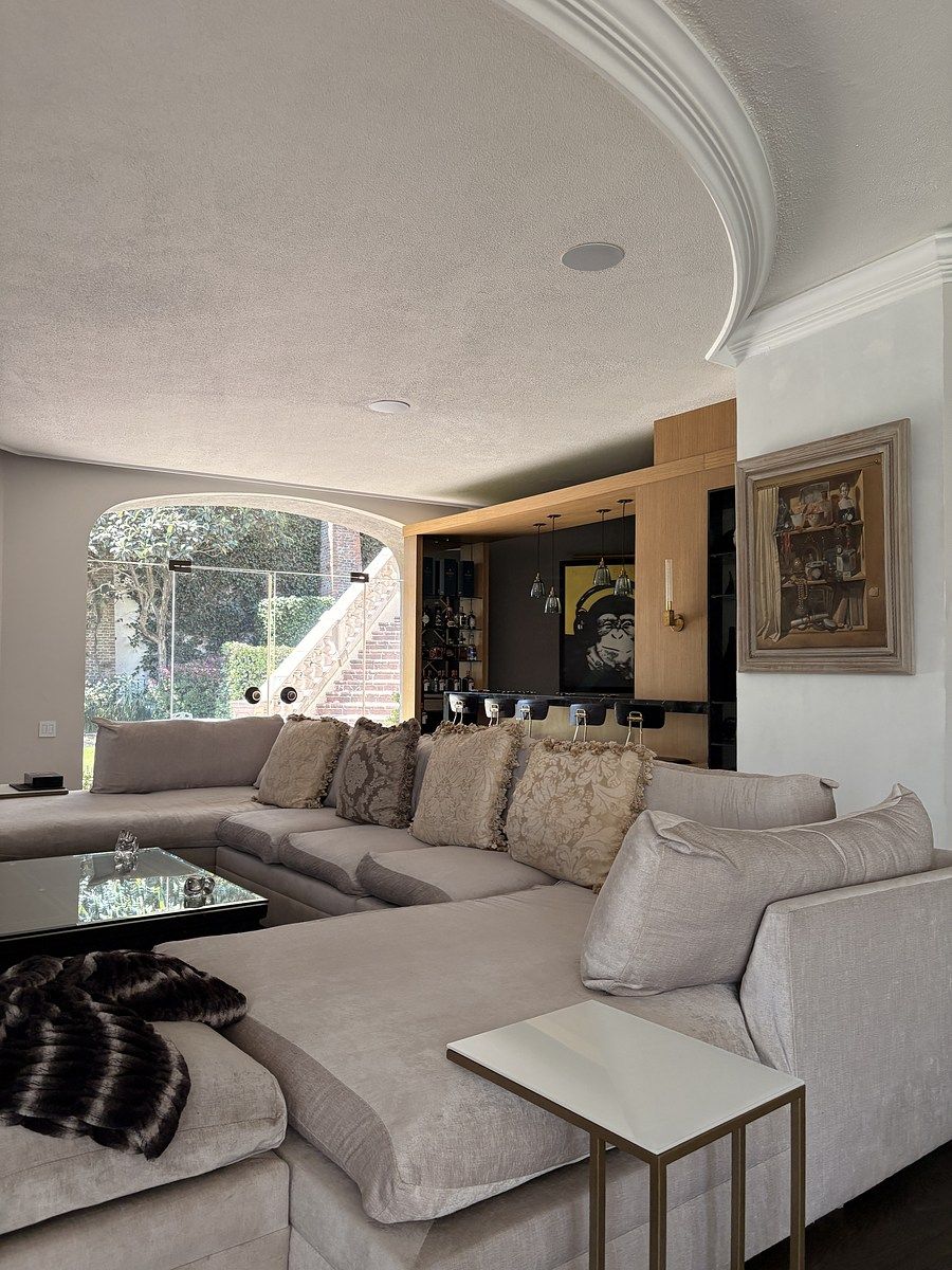 24 of 28: Salón de eventos