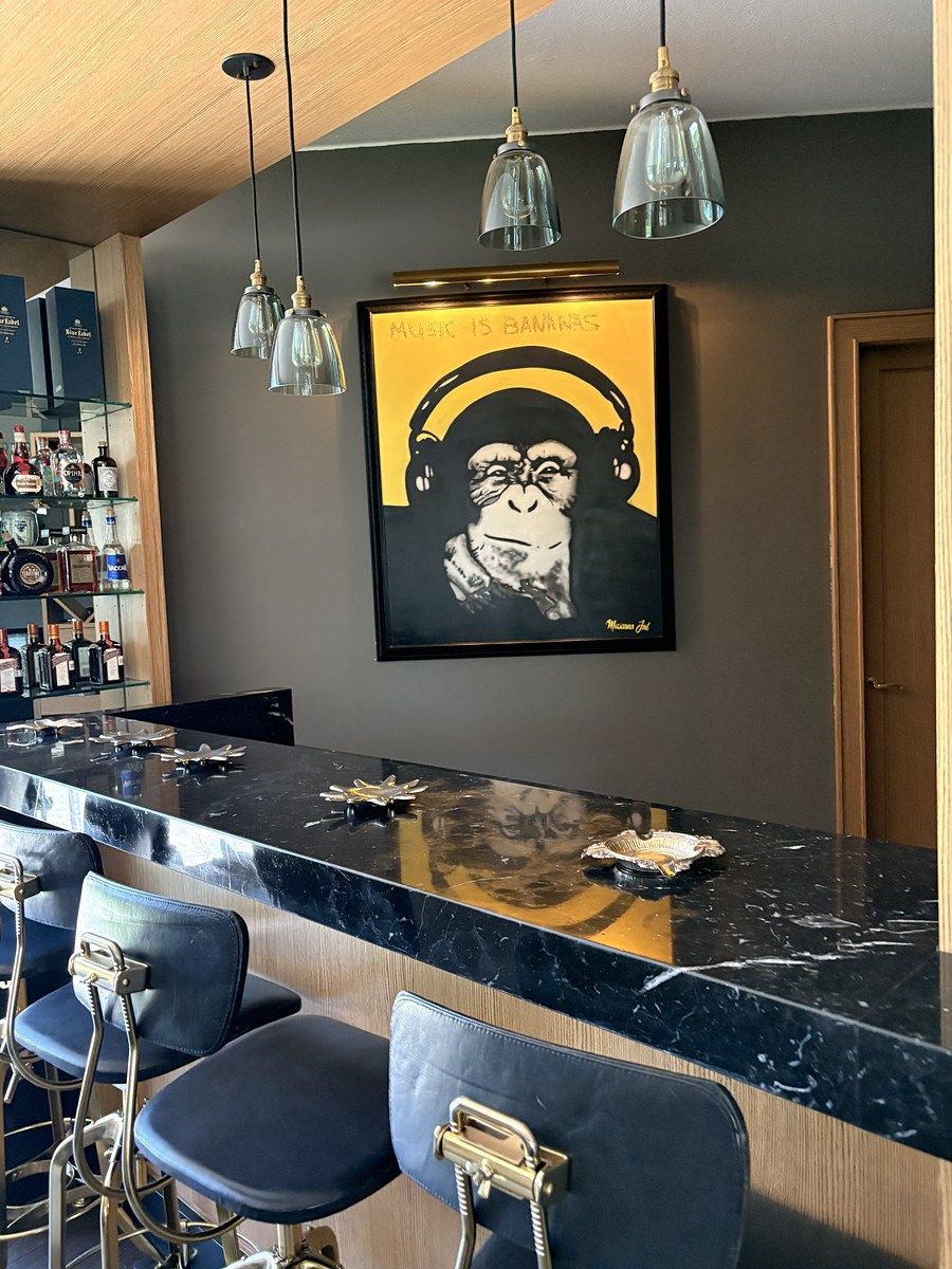 25 of 28: Bar de salón de eventos