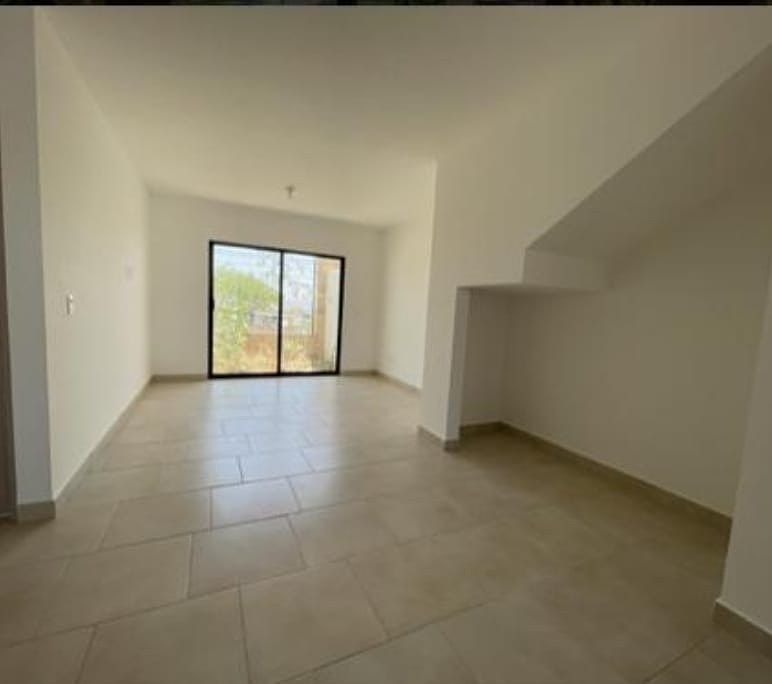 1 de 12: Sala  comedor