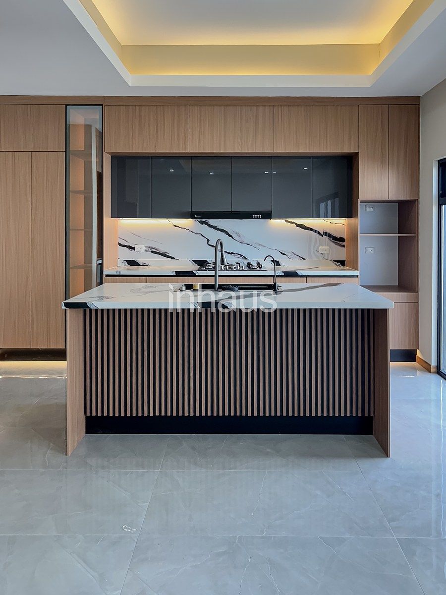 2 de 9: COCINA CON ISLA