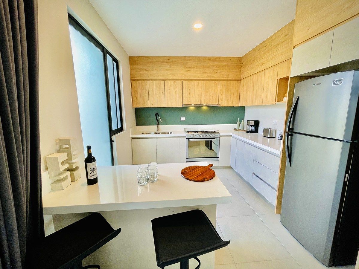 Casa en venta en ZIBATA | Acabados de lujo | Estudio | Amenidades con alberca. - foto 4