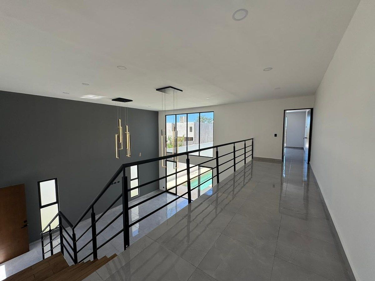 13 de 33: Distribuidor planta alta