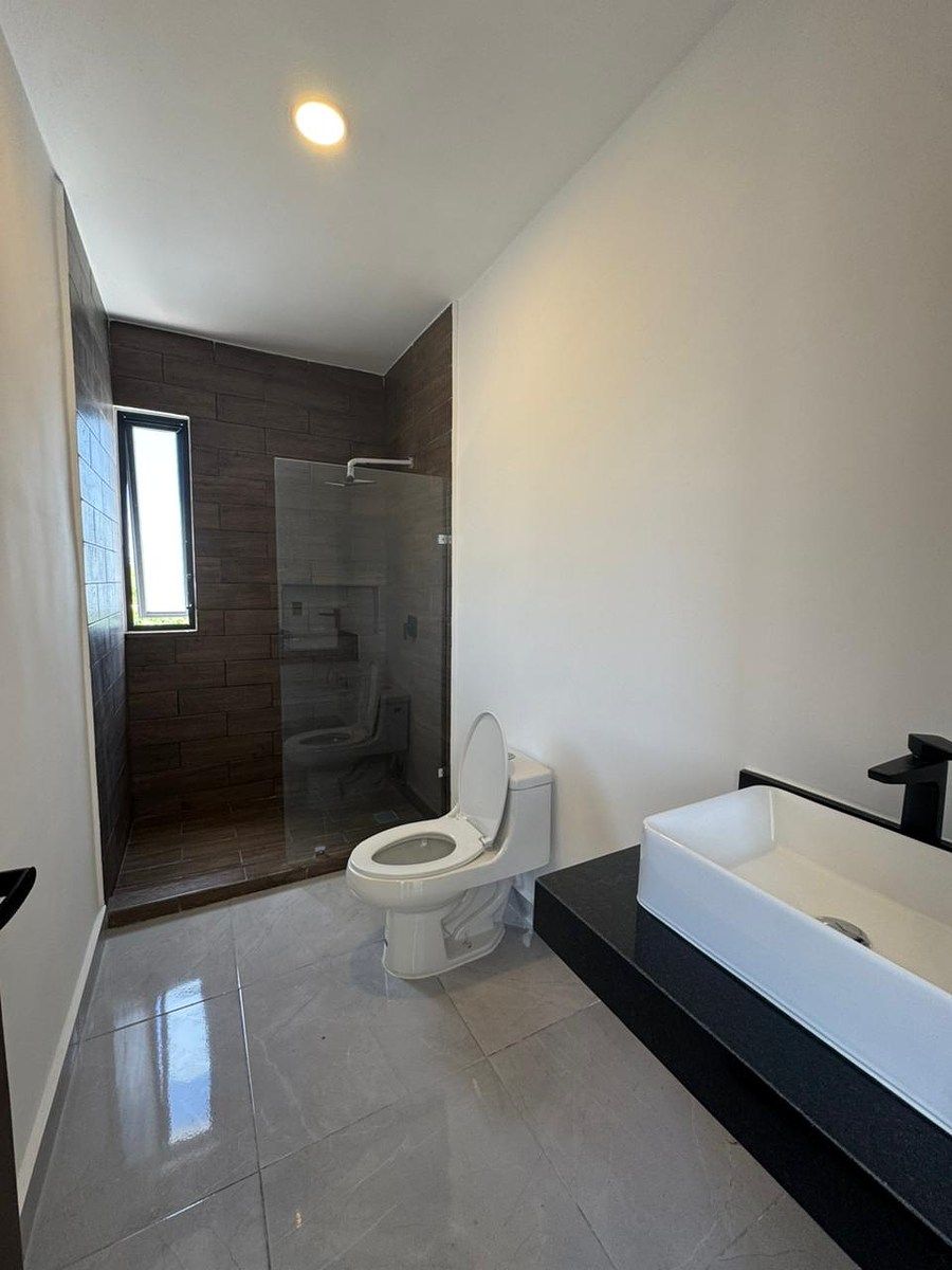 17 de 33: Baño planta alta