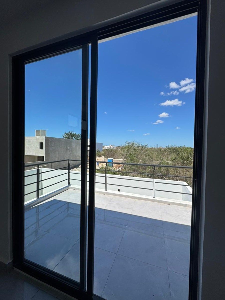 21 de 33: Balcón Recámara principal