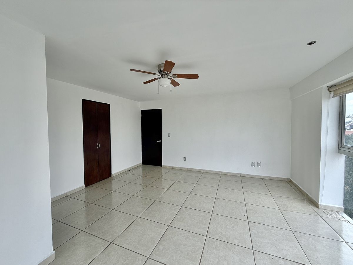 8 de 23: Recámara principal