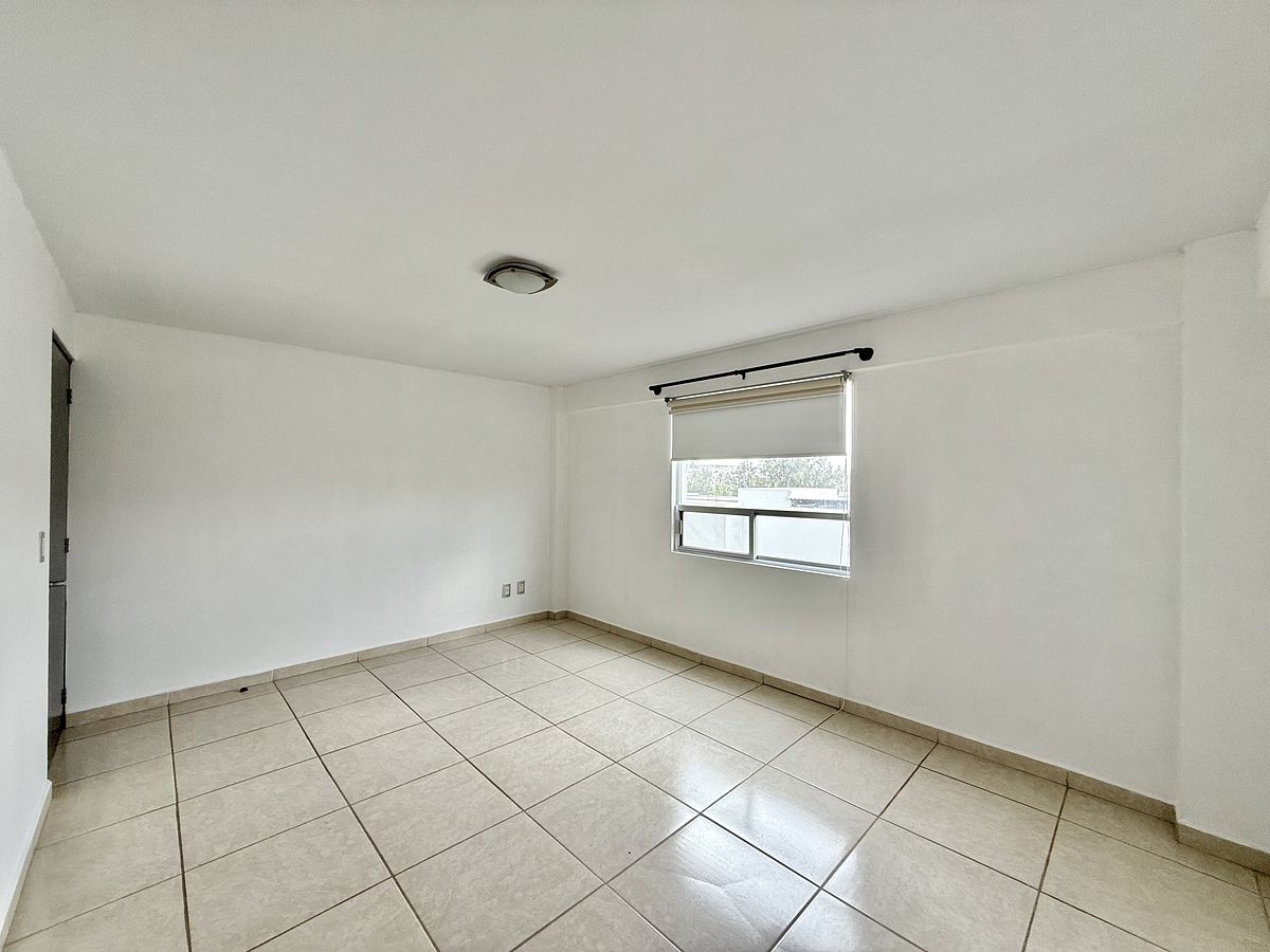 10 de 23: Recámara secundaria