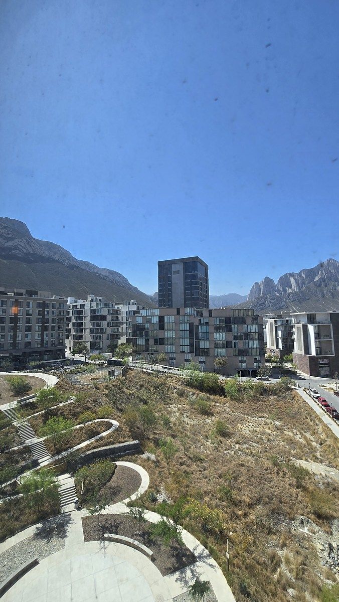 18 of 31: Vista recámara secundaria 1