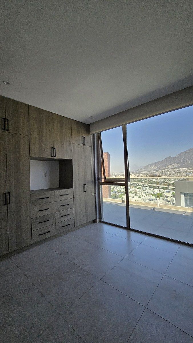 19 of 31: Recámara secundaria 2