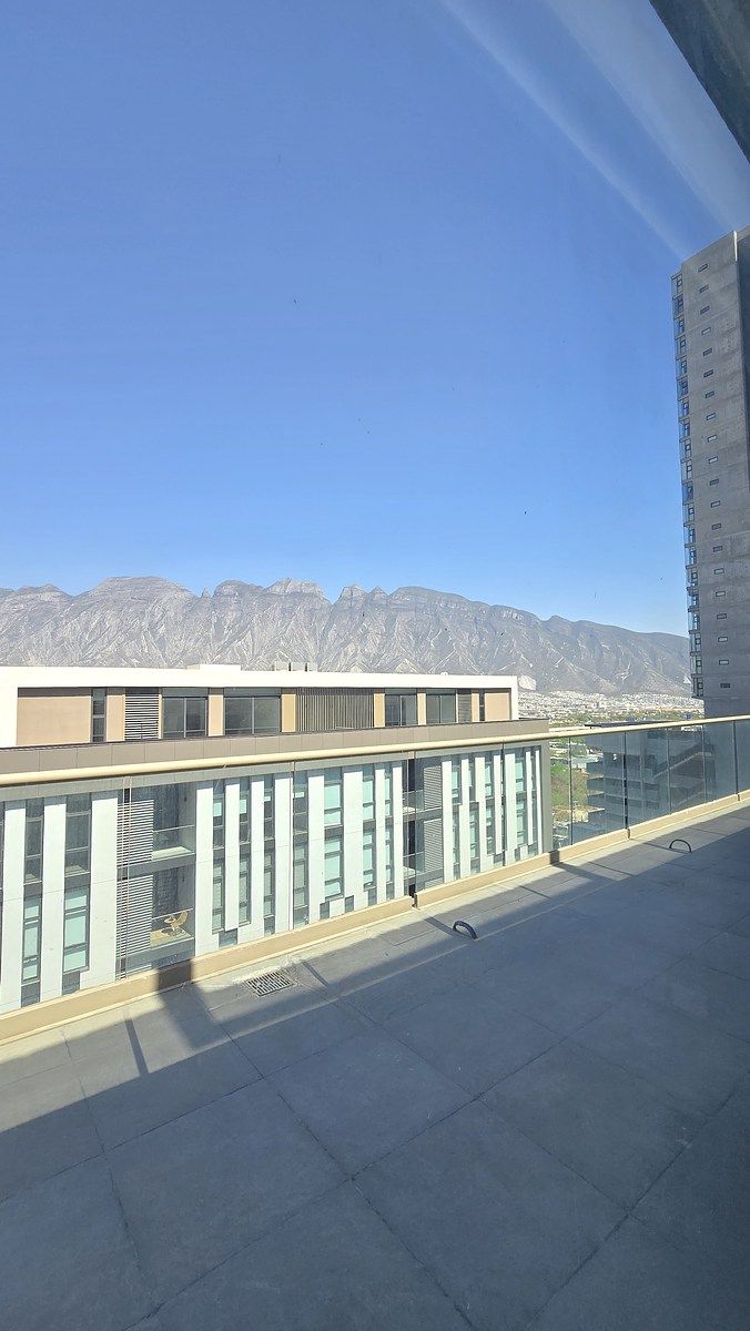 21 of 31: Vista recámara secundaria 2