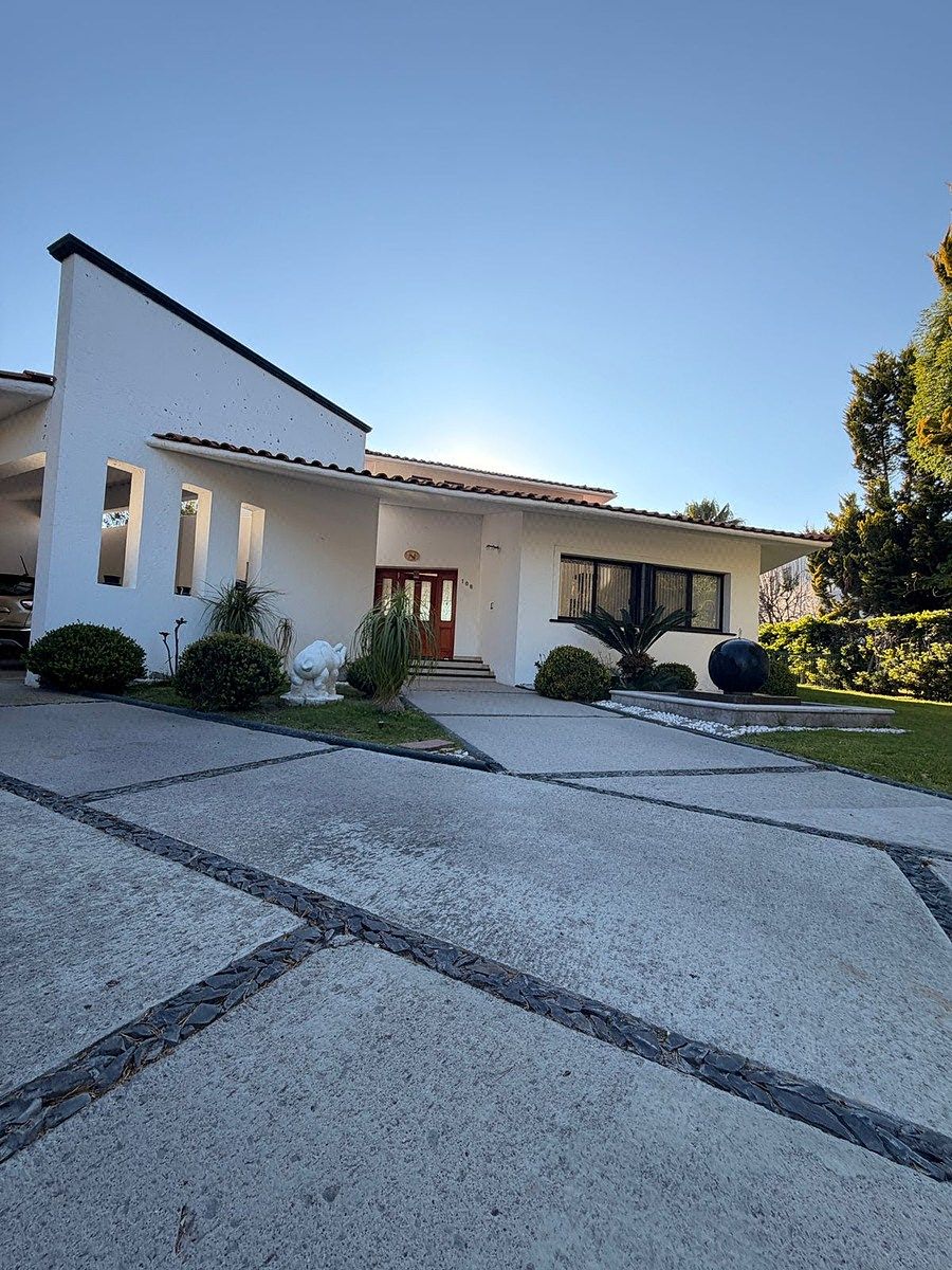 Casa en Venta de una Planta en el Campanario Queretaro