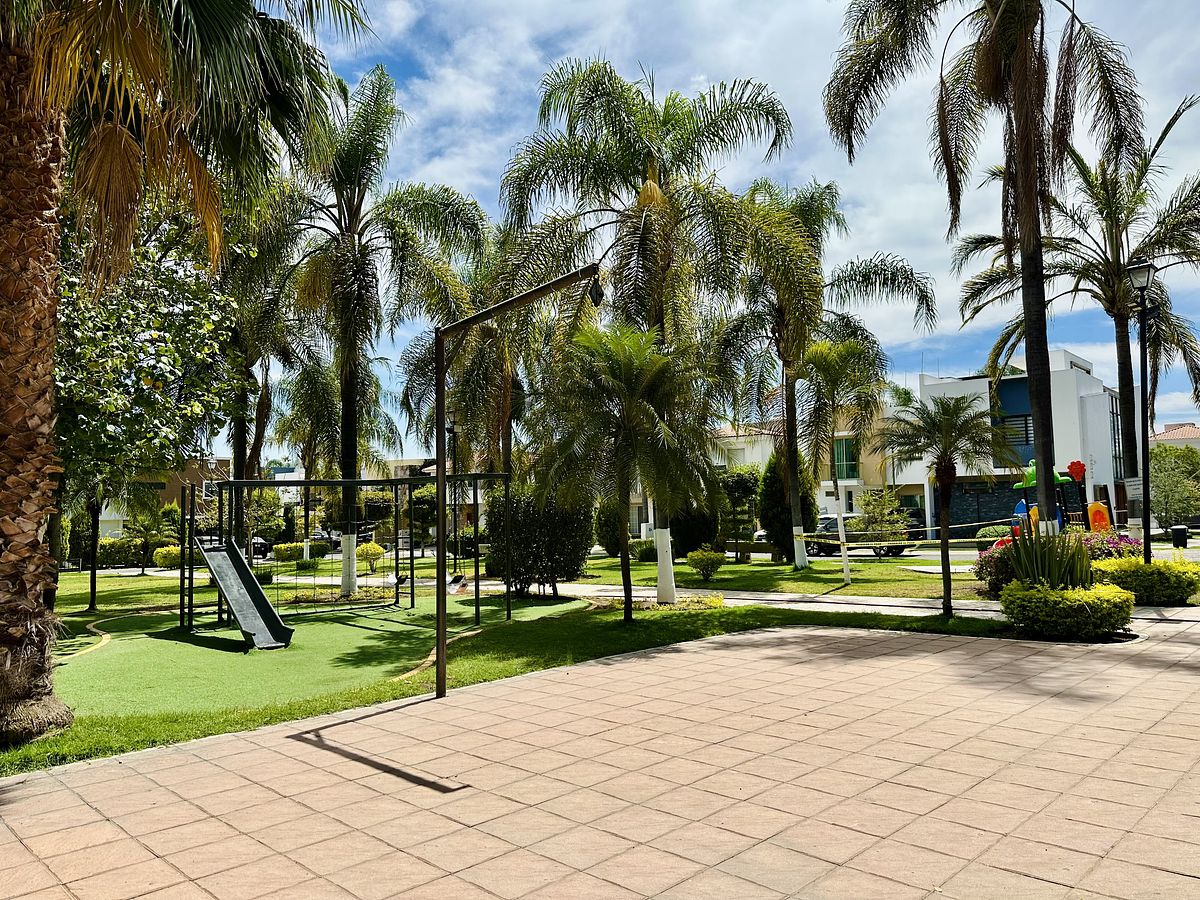 24 de 24: AREAS PARA NIÑOS