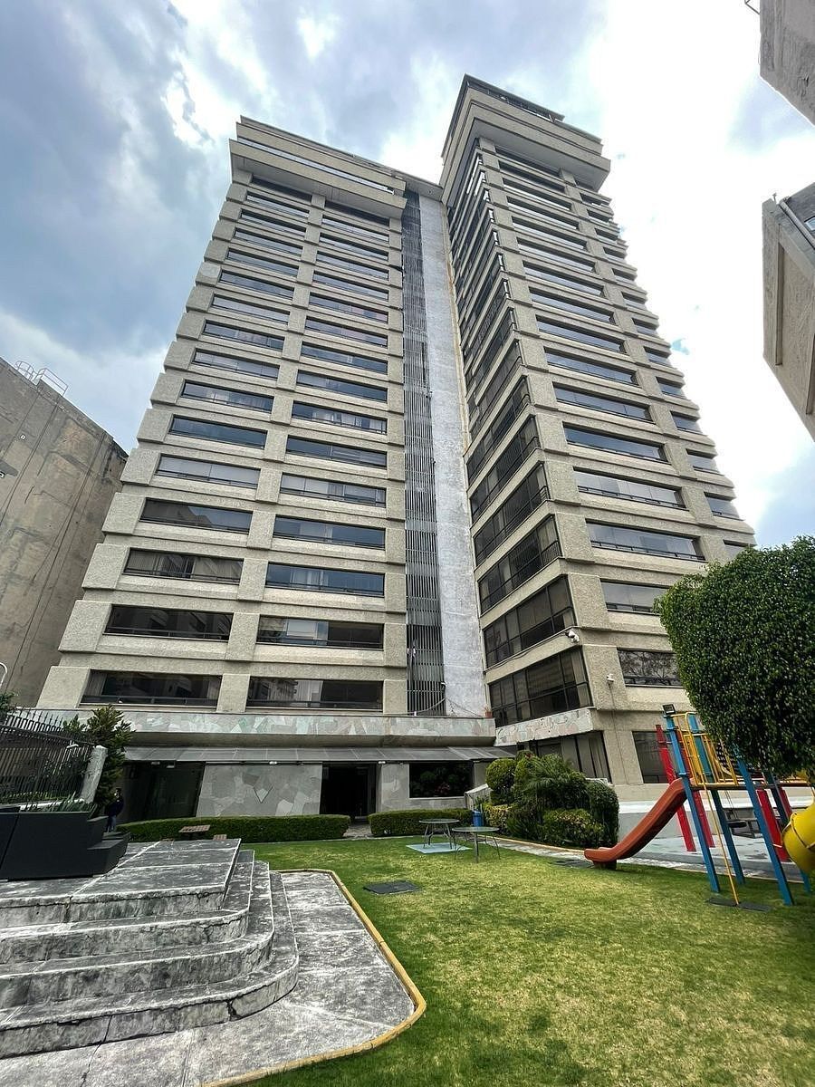 37 de 38: Fachada del edificio