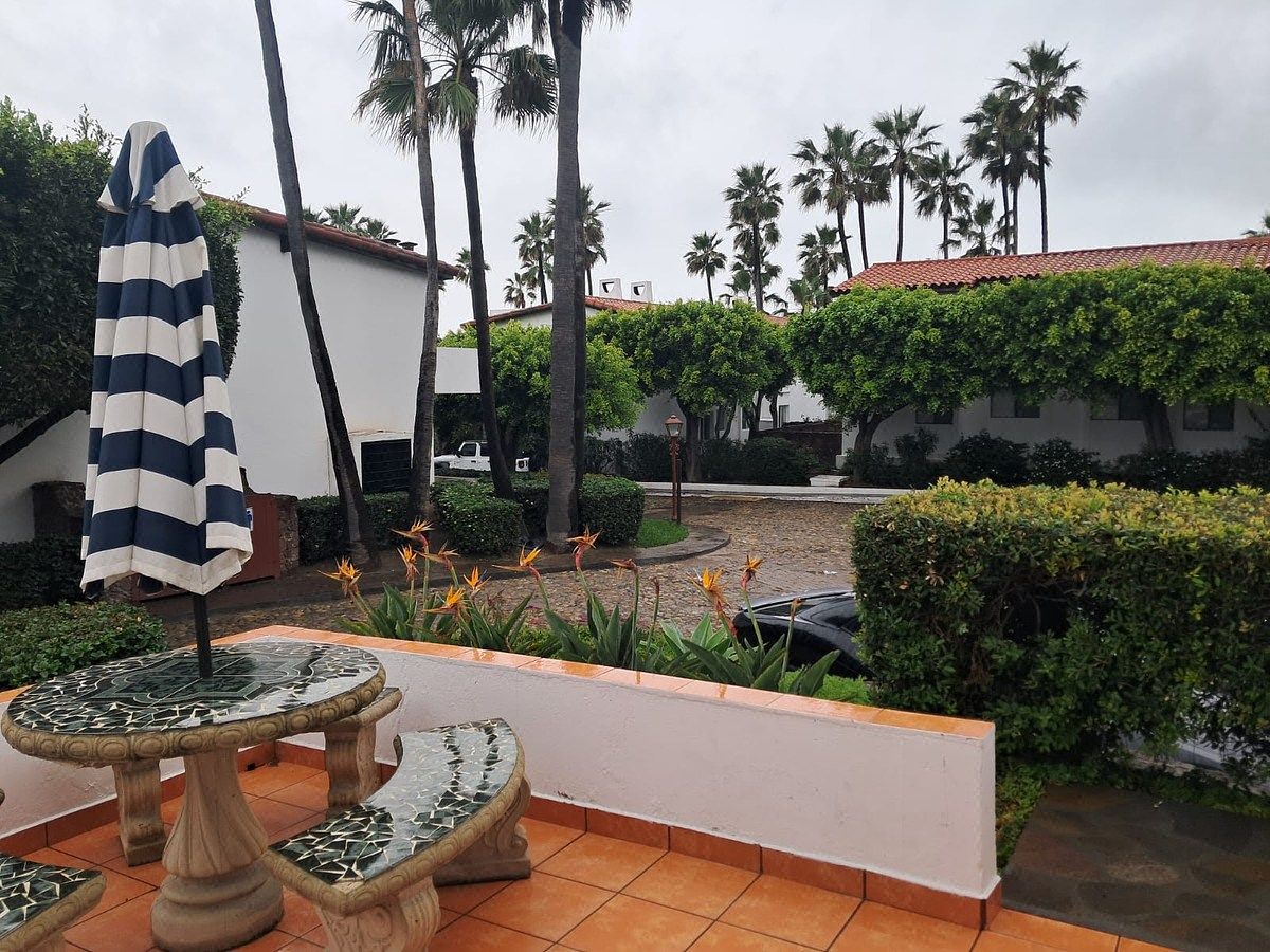 2-Bedroom Villa Facing the Sea in Exclusive Residential Area