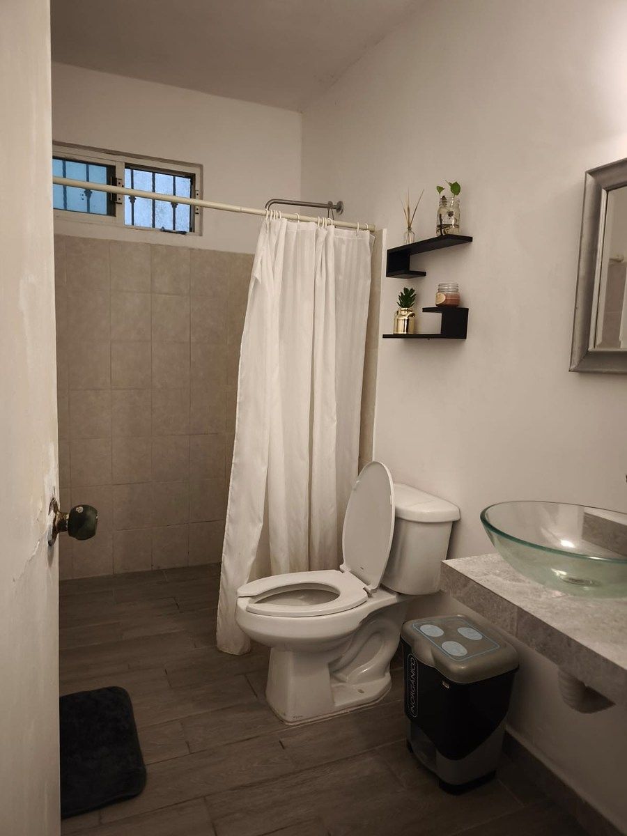 7 de 26: baño planta baja