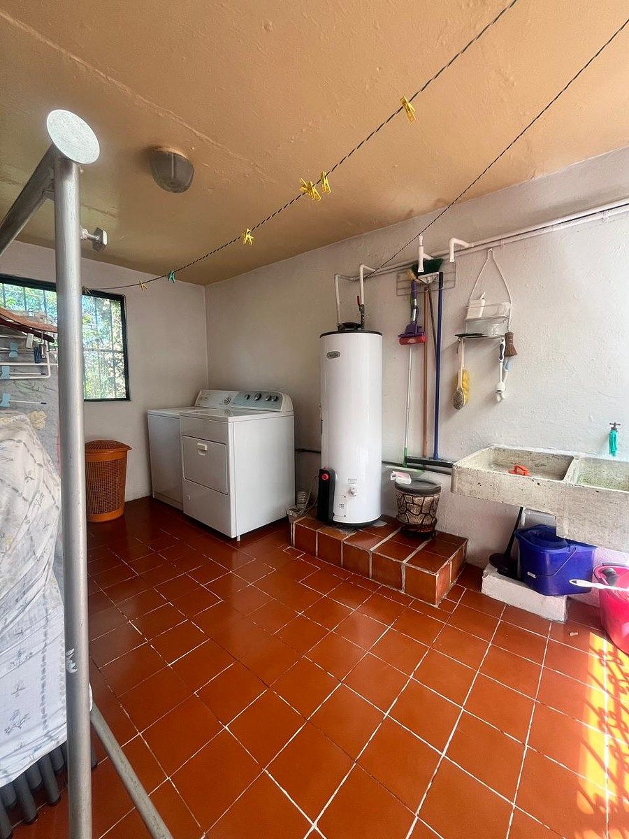 20 of 28: area de lavado