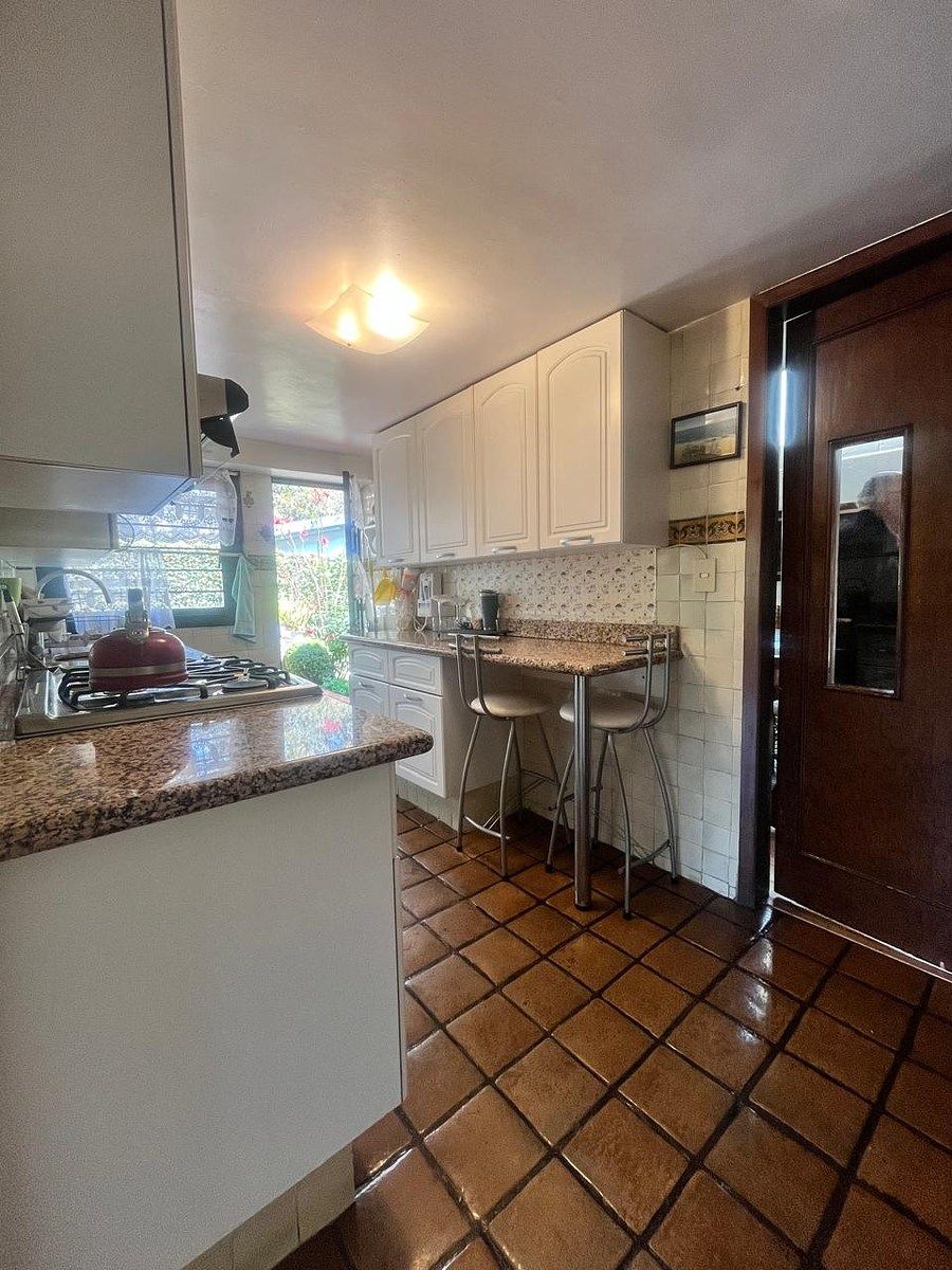 24 of 28: cocina integral