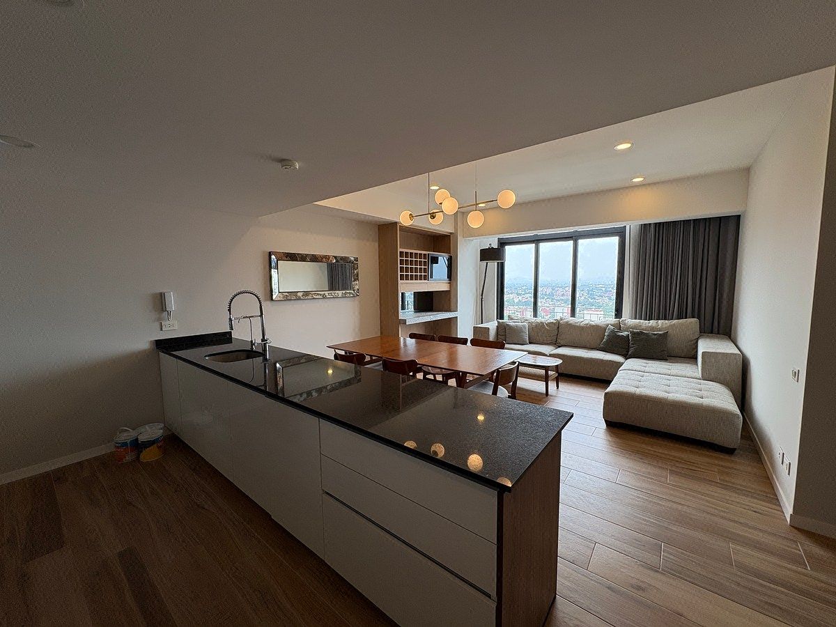 Aluguel de um lindo apartamento em Livix, foto 1 de 12
