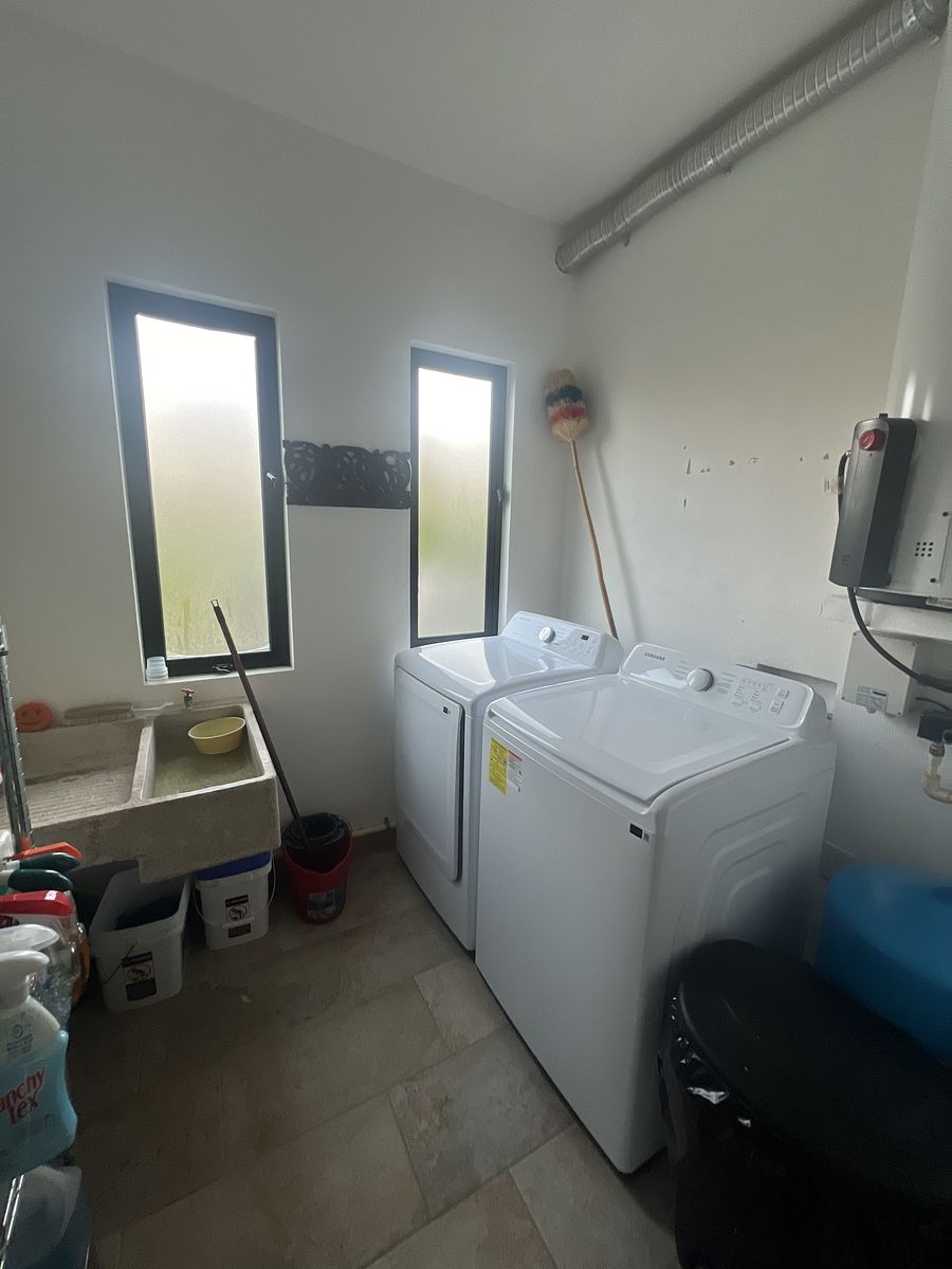 32 de 32: cuarto de lavado