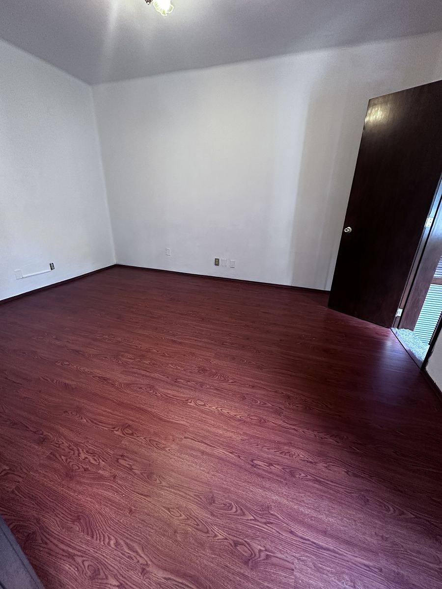 17 de 37: Recámara 1