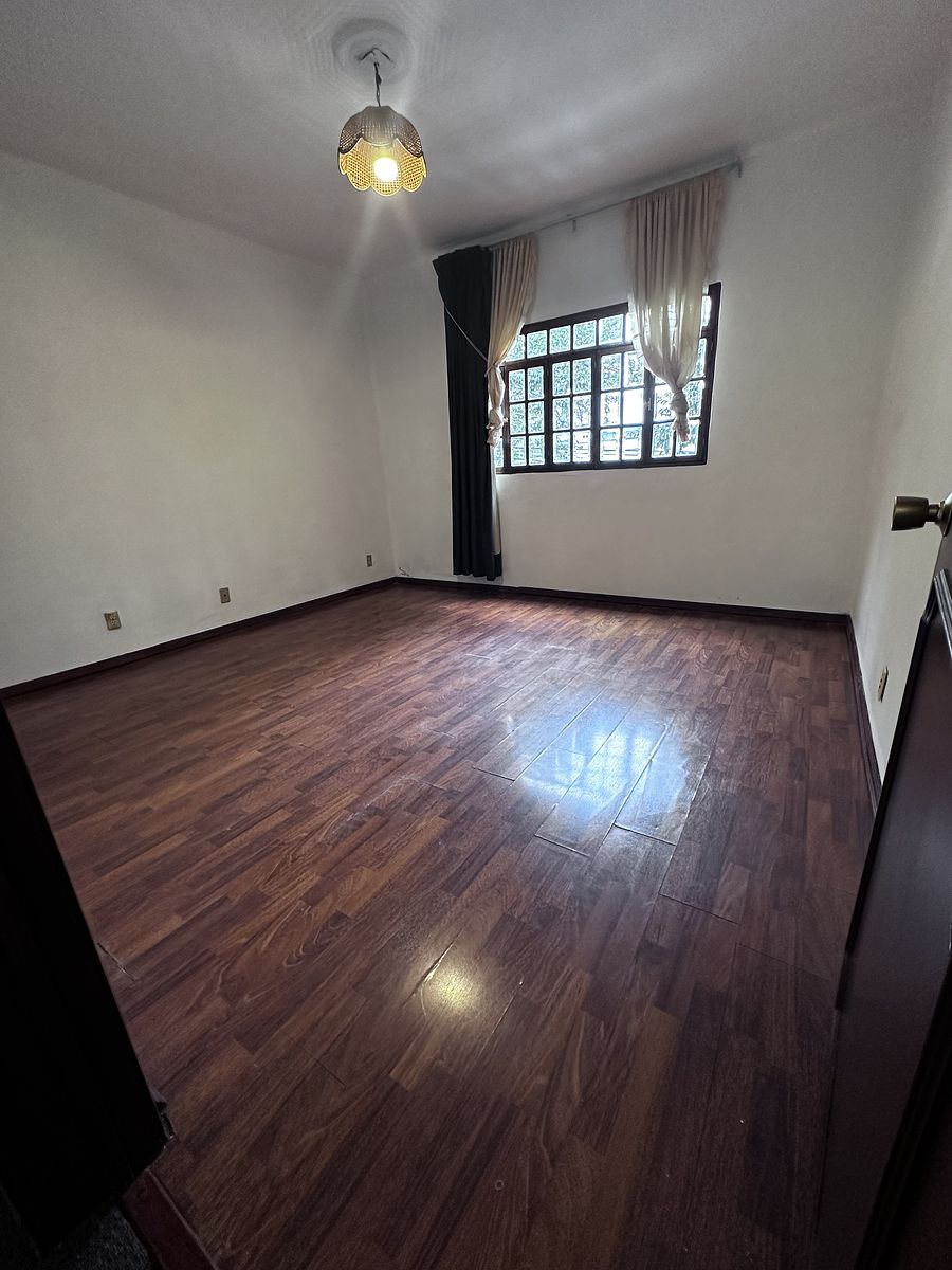 19 de 37: Recámara 2