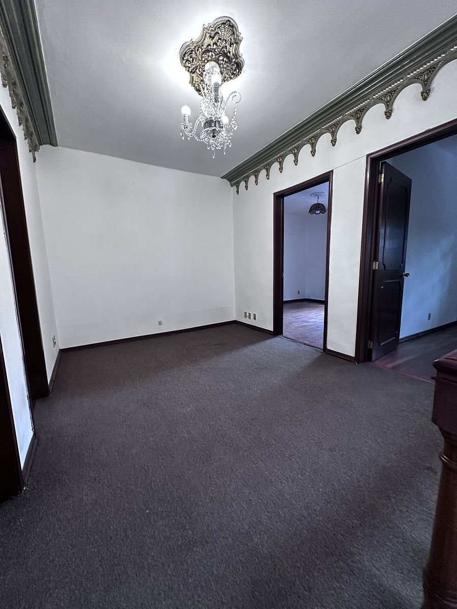 15 de 37: Family room