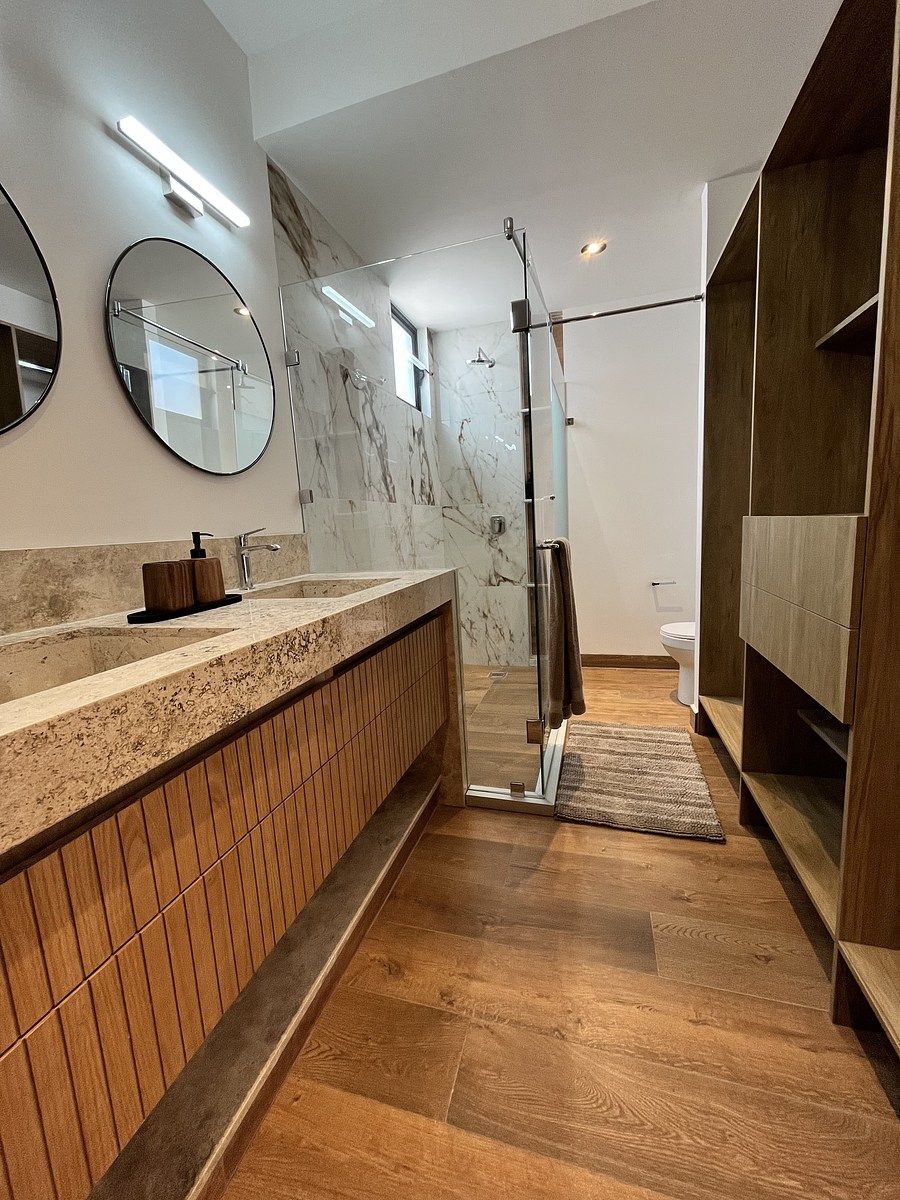 9 de 42: Baño Modelo Avant Colores Claros